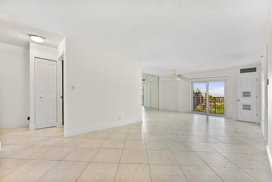 3215 S Ocean Boulevard 504