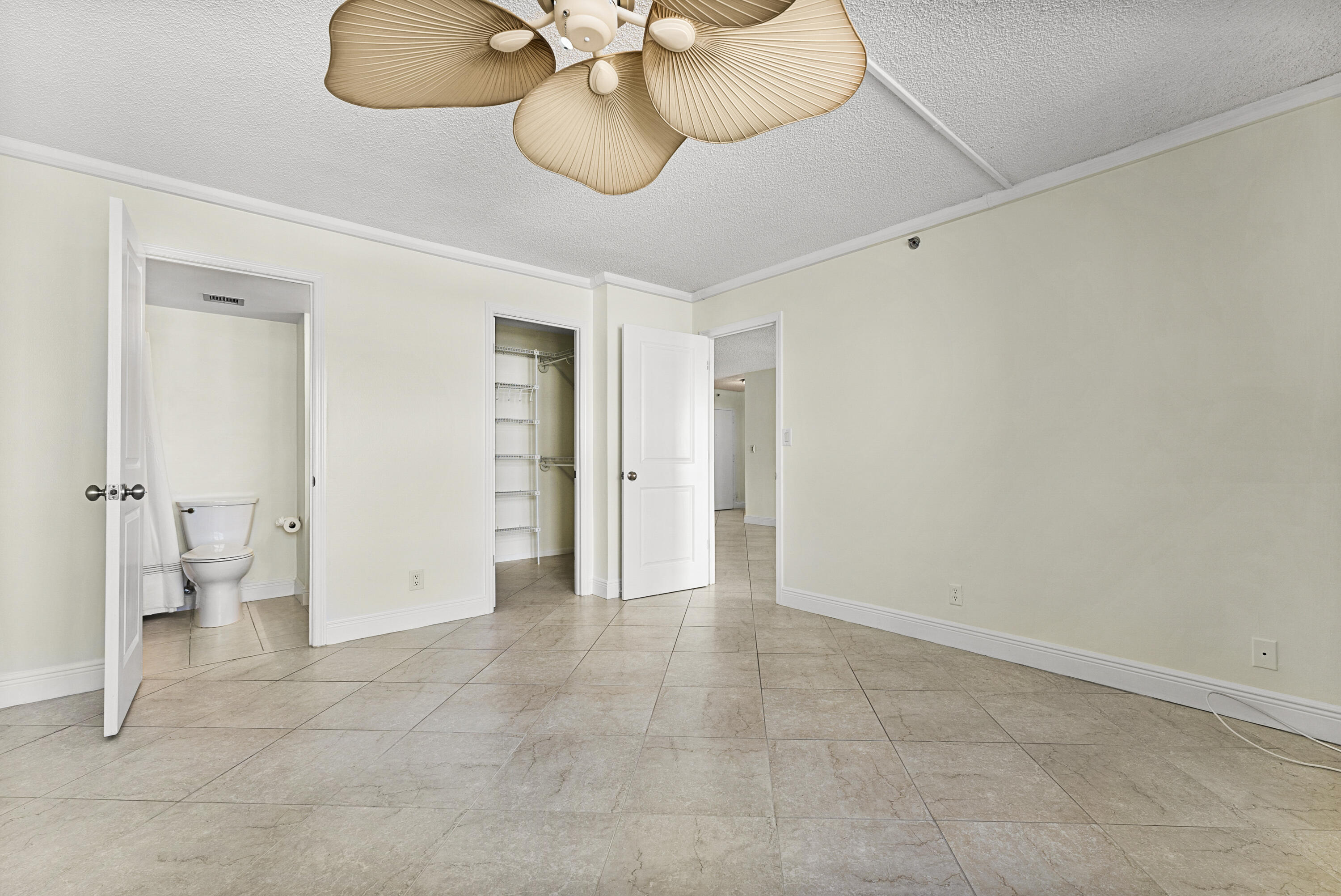 3215 S Ocean Boulevard 504