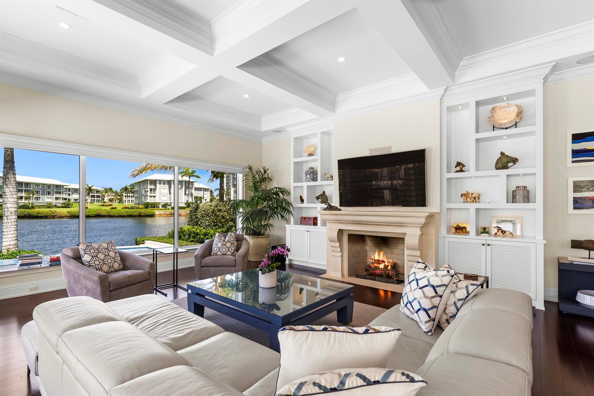 975 Banyan Drive