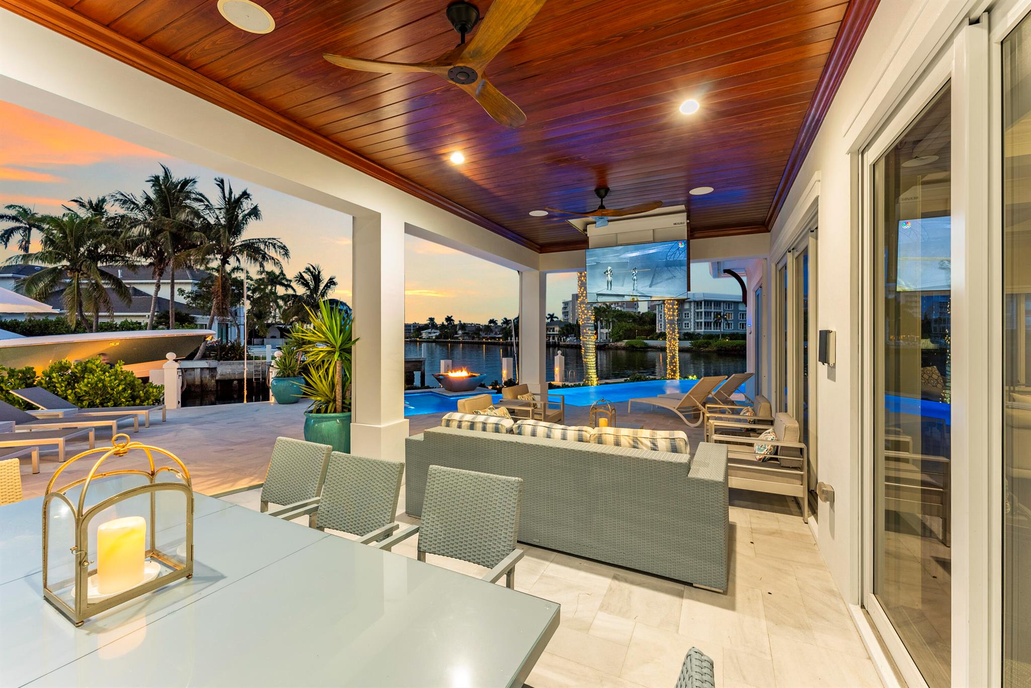975 Banyan Drive