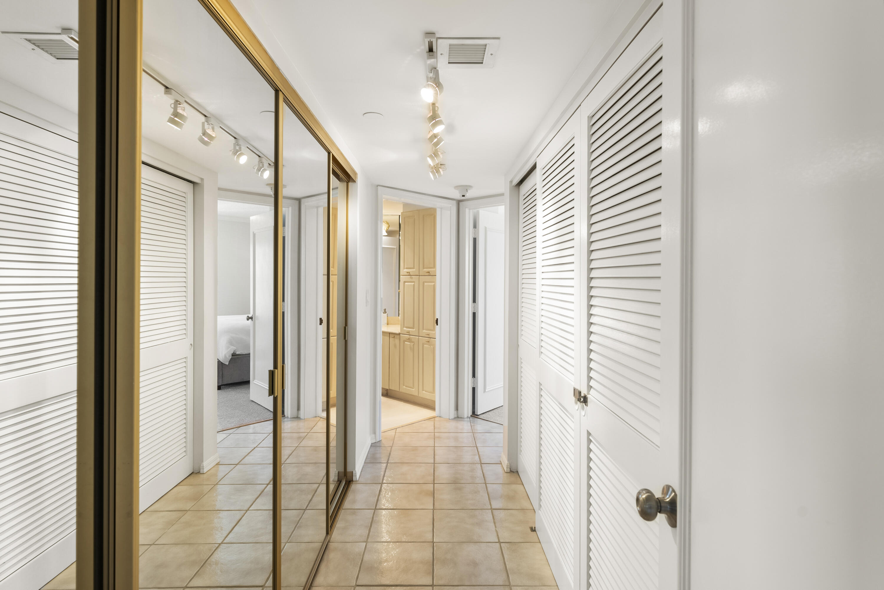 100 SE 5th Avenue 505
