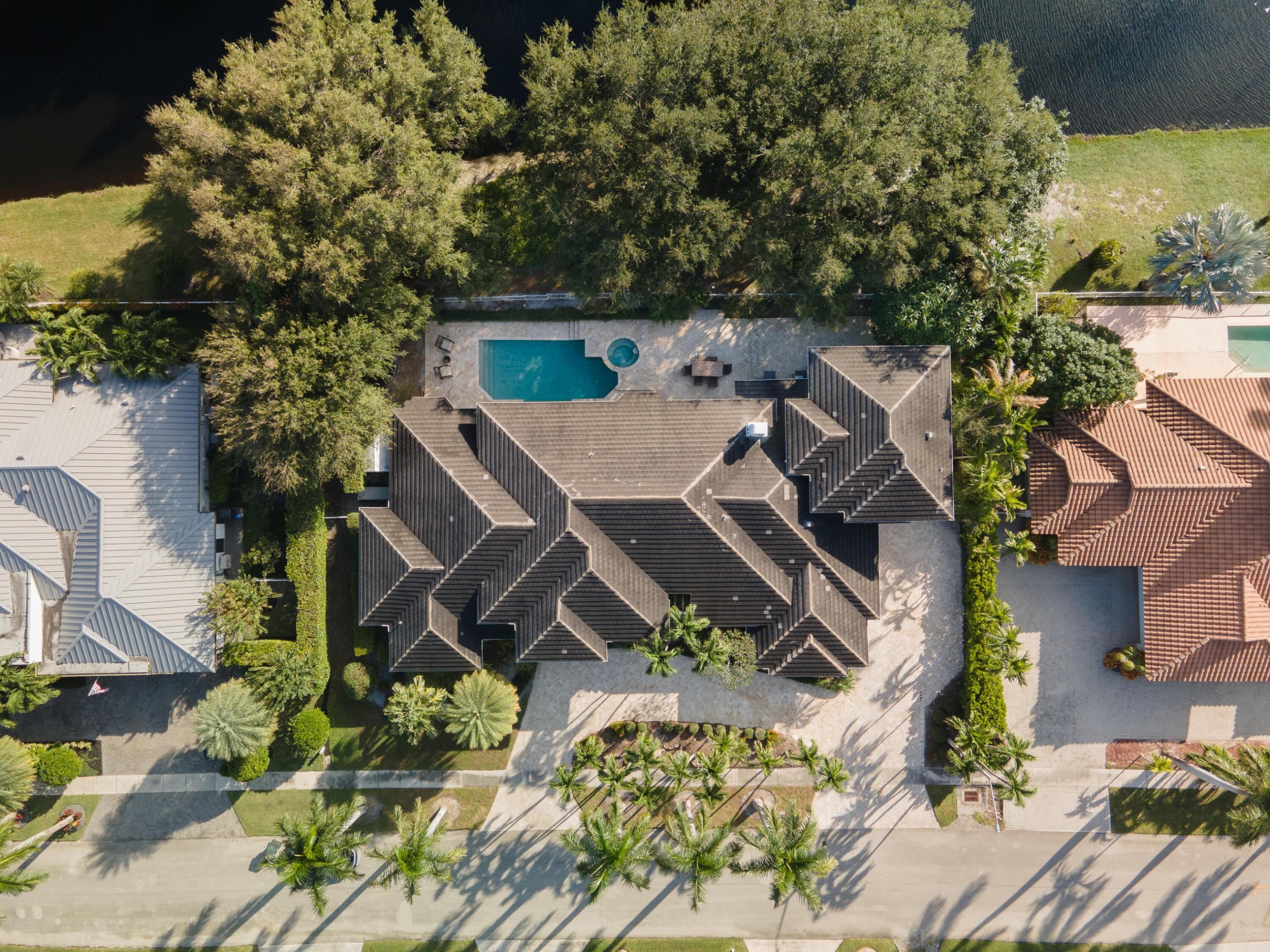 760 NE 77th Street