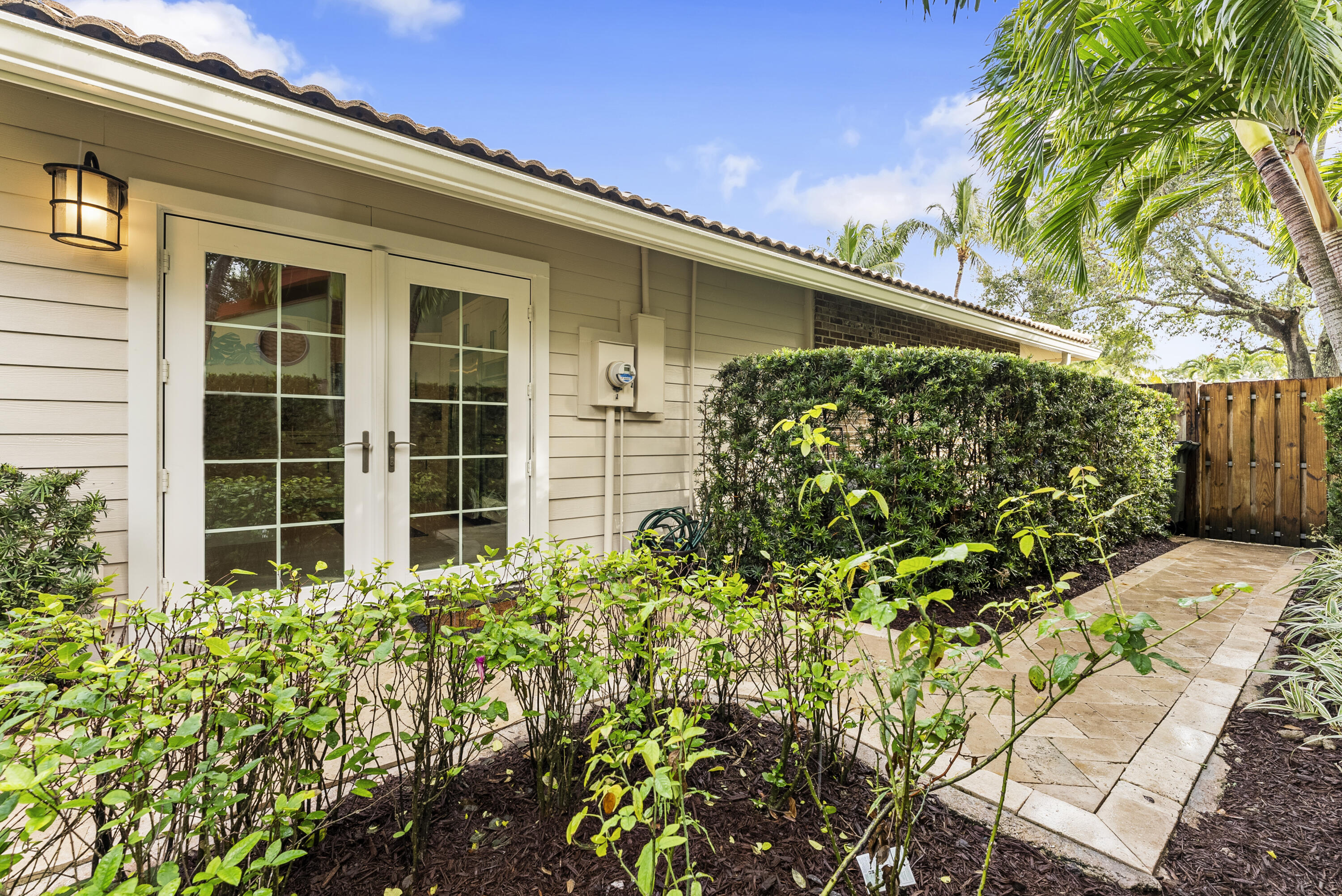4135 NW 1st Court