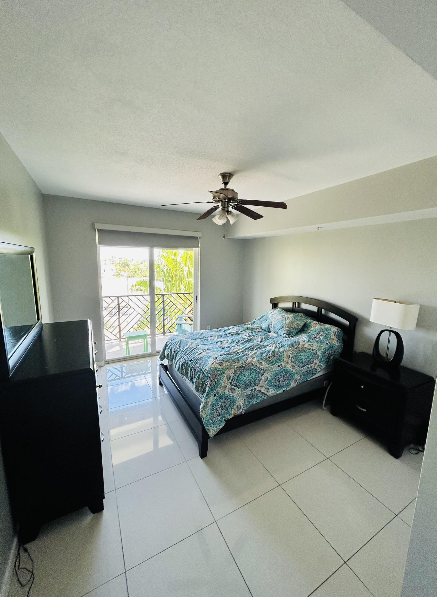 235 NE 1st Street 407