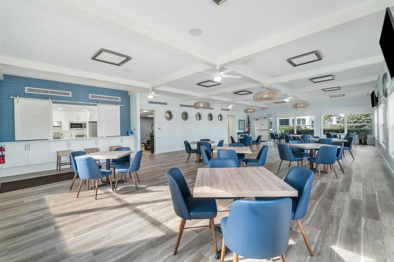 2525 Florida Boulevard 128