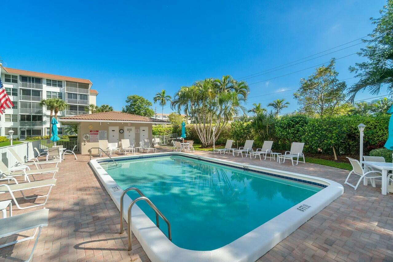 2525 Florida Boulevard 128