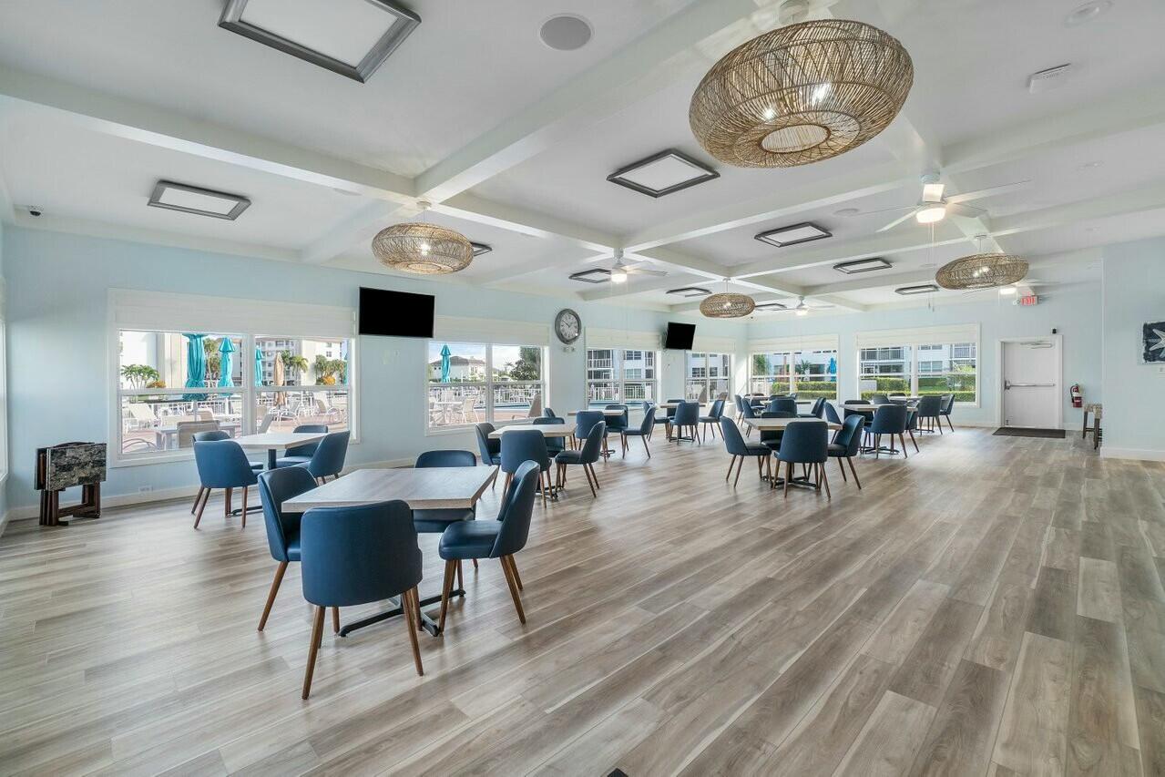 2525 Florida Boulevard 128