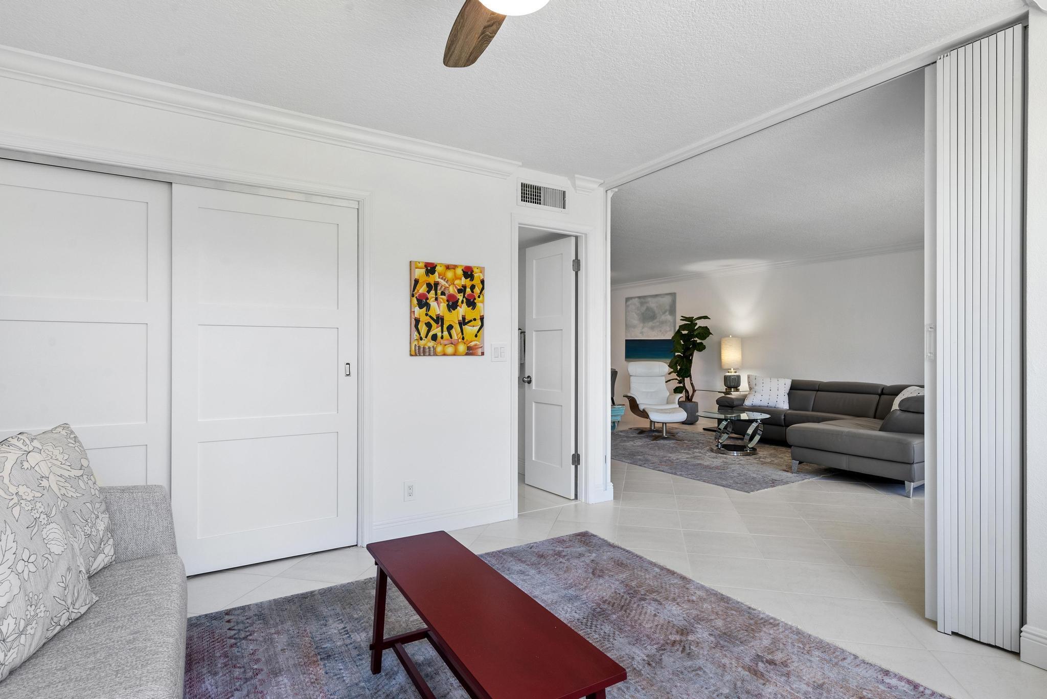 2525 Florida Boulevard 128