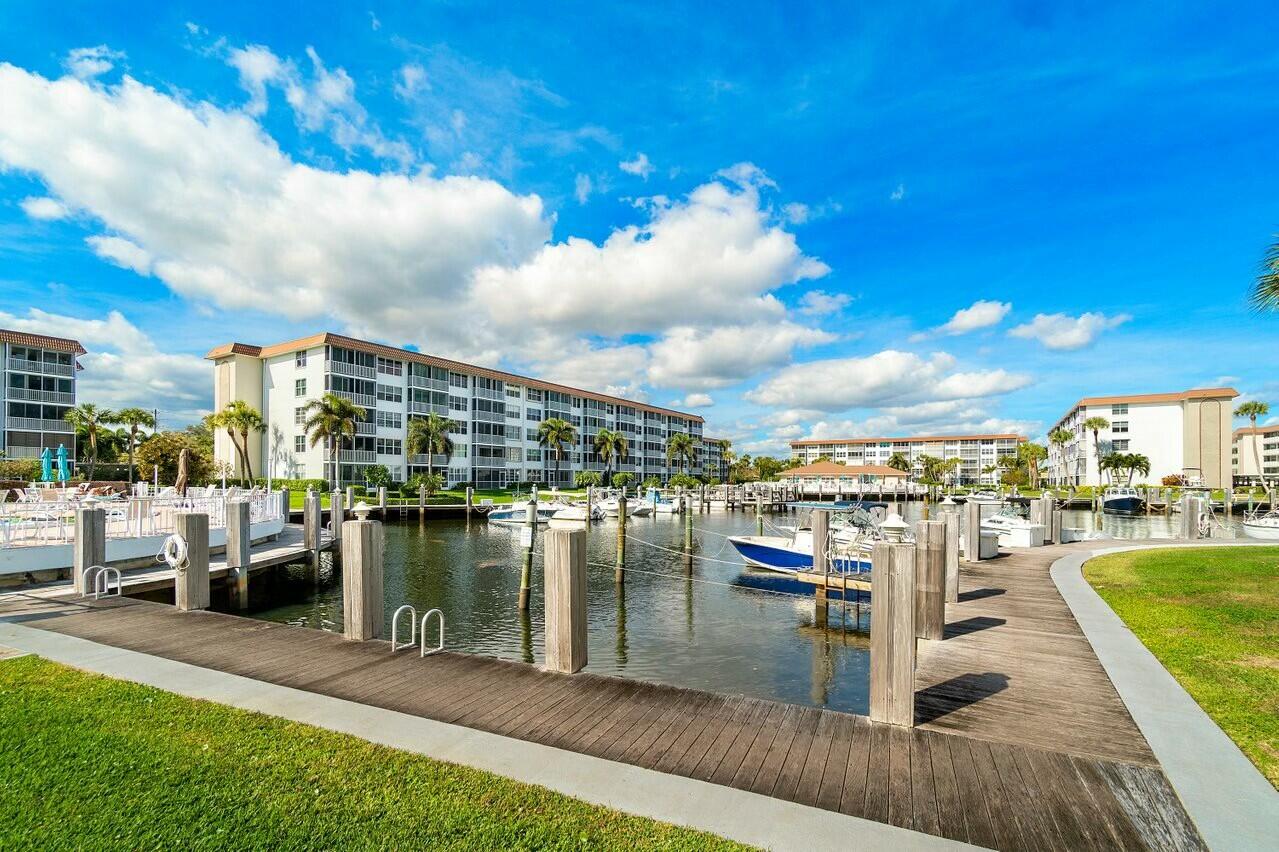 2525 Florida Boulevard 128