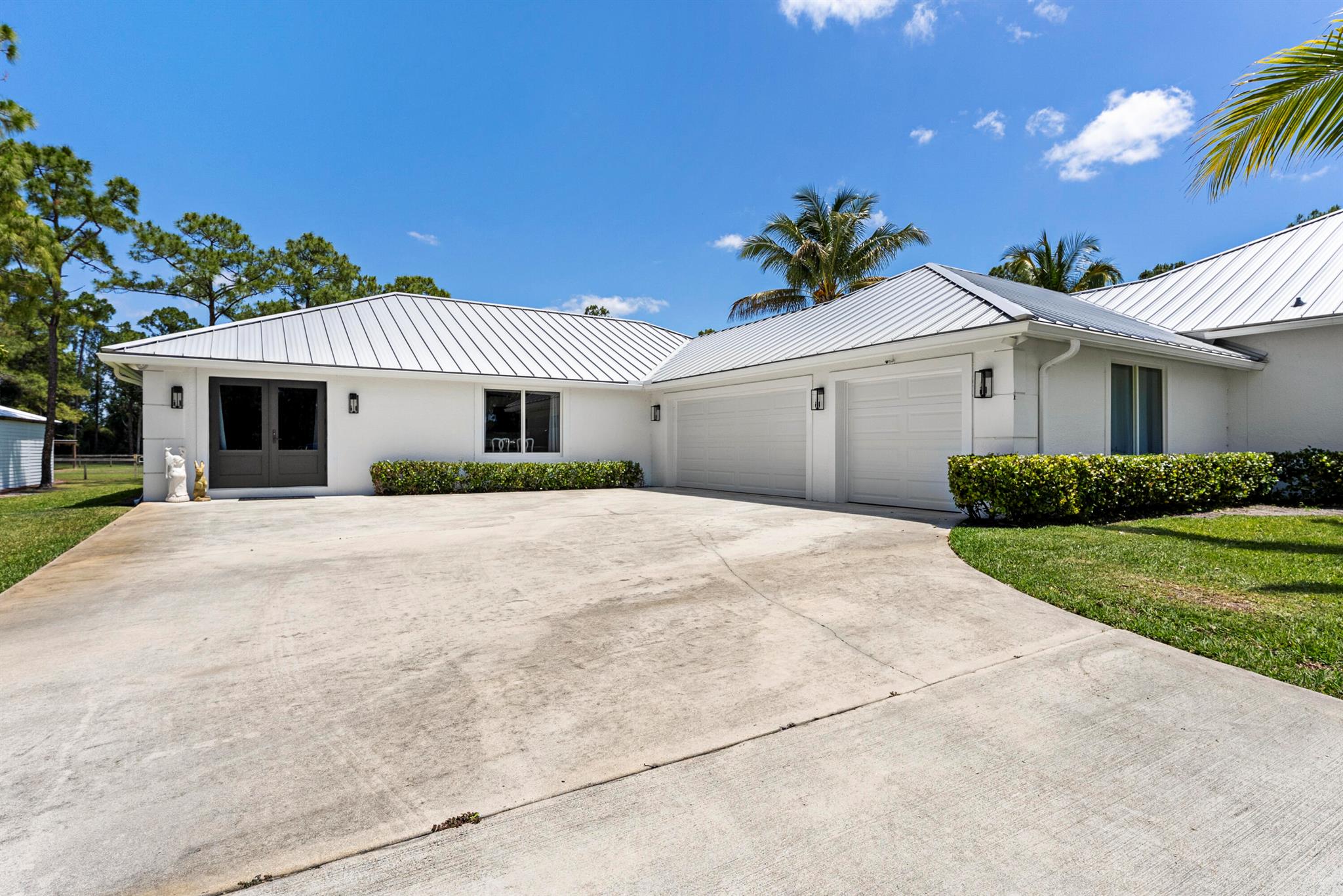 14819 Broken Arrow Place