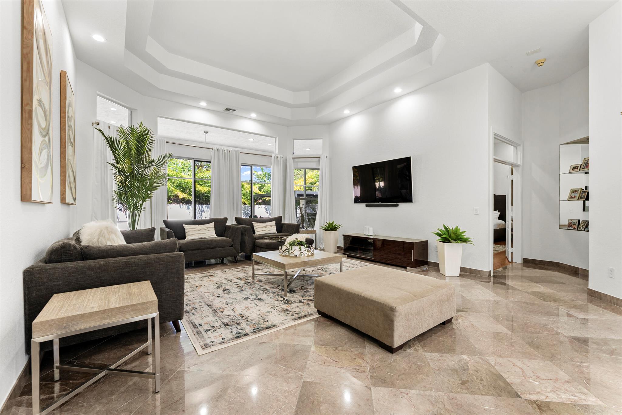 1000 SW 21st Avenue