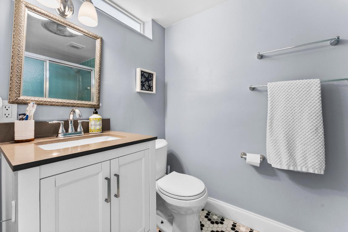 1203 Hillsboro Mile 5b