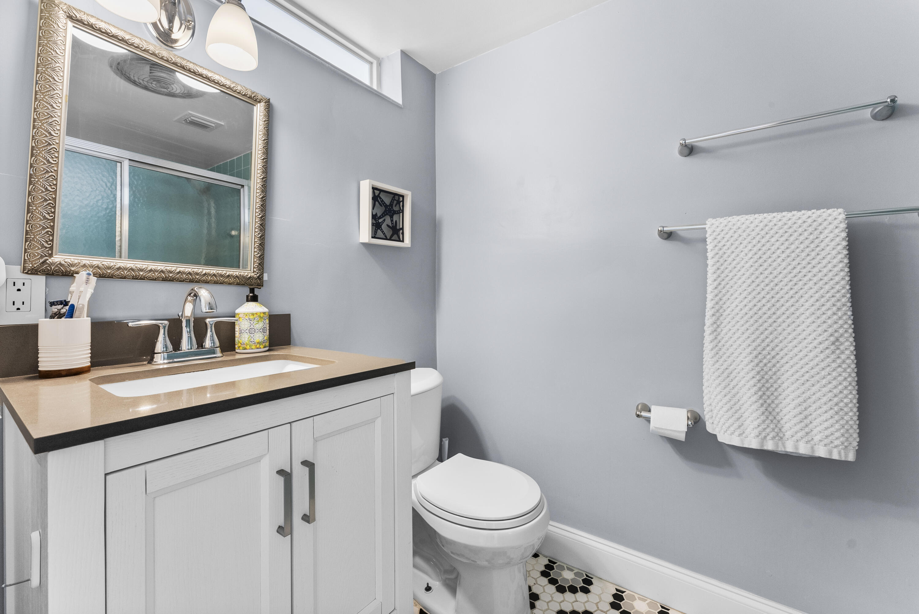 1203 Hillsboro Mile 5b