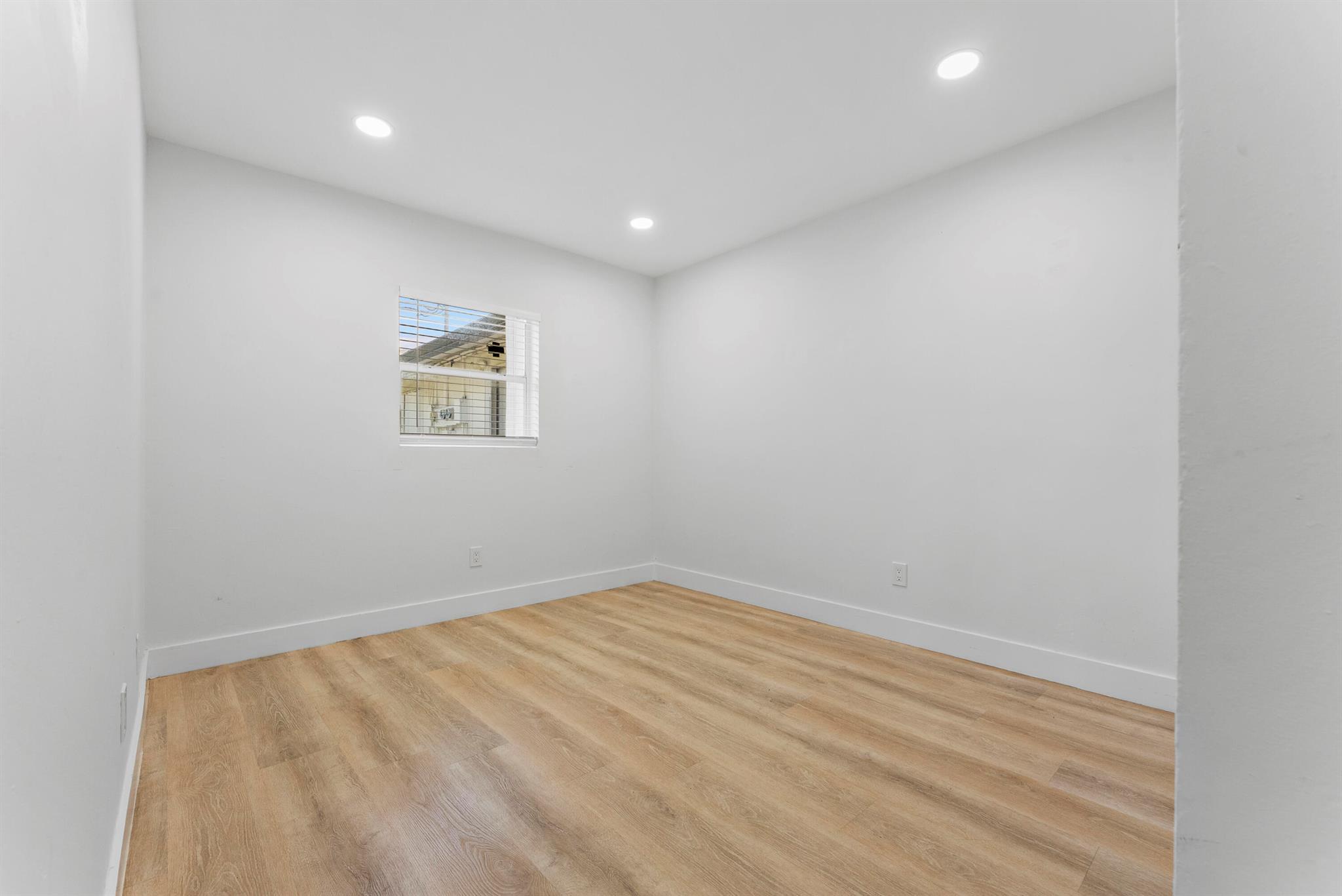632 Allen Avenue 1