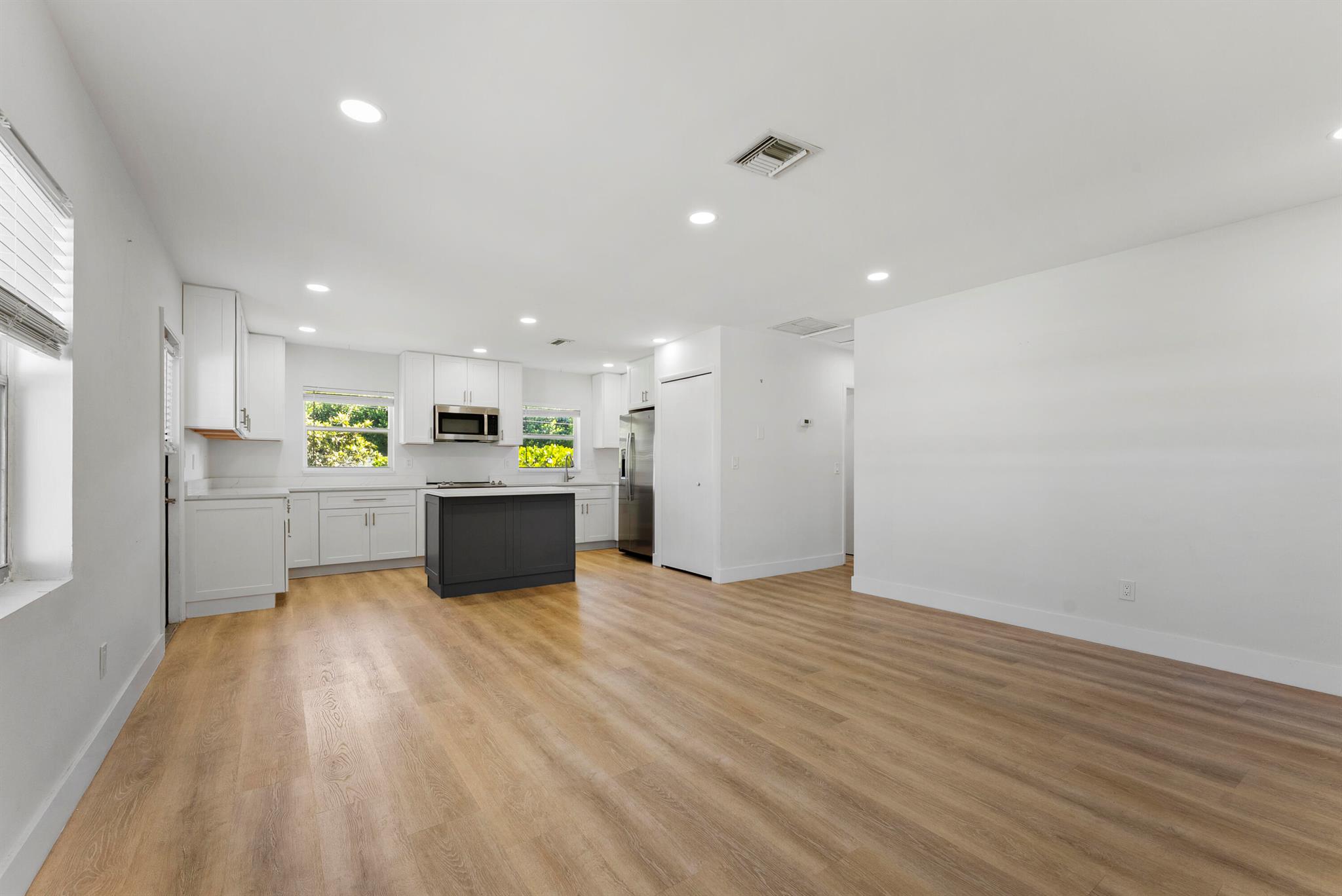 632 Allen Avenue 1