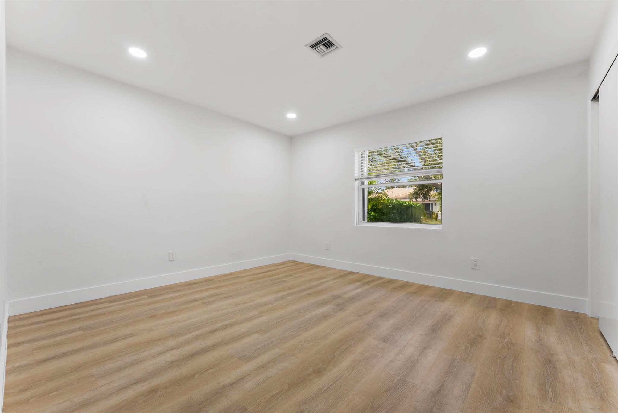 632 Allen Avenue 1