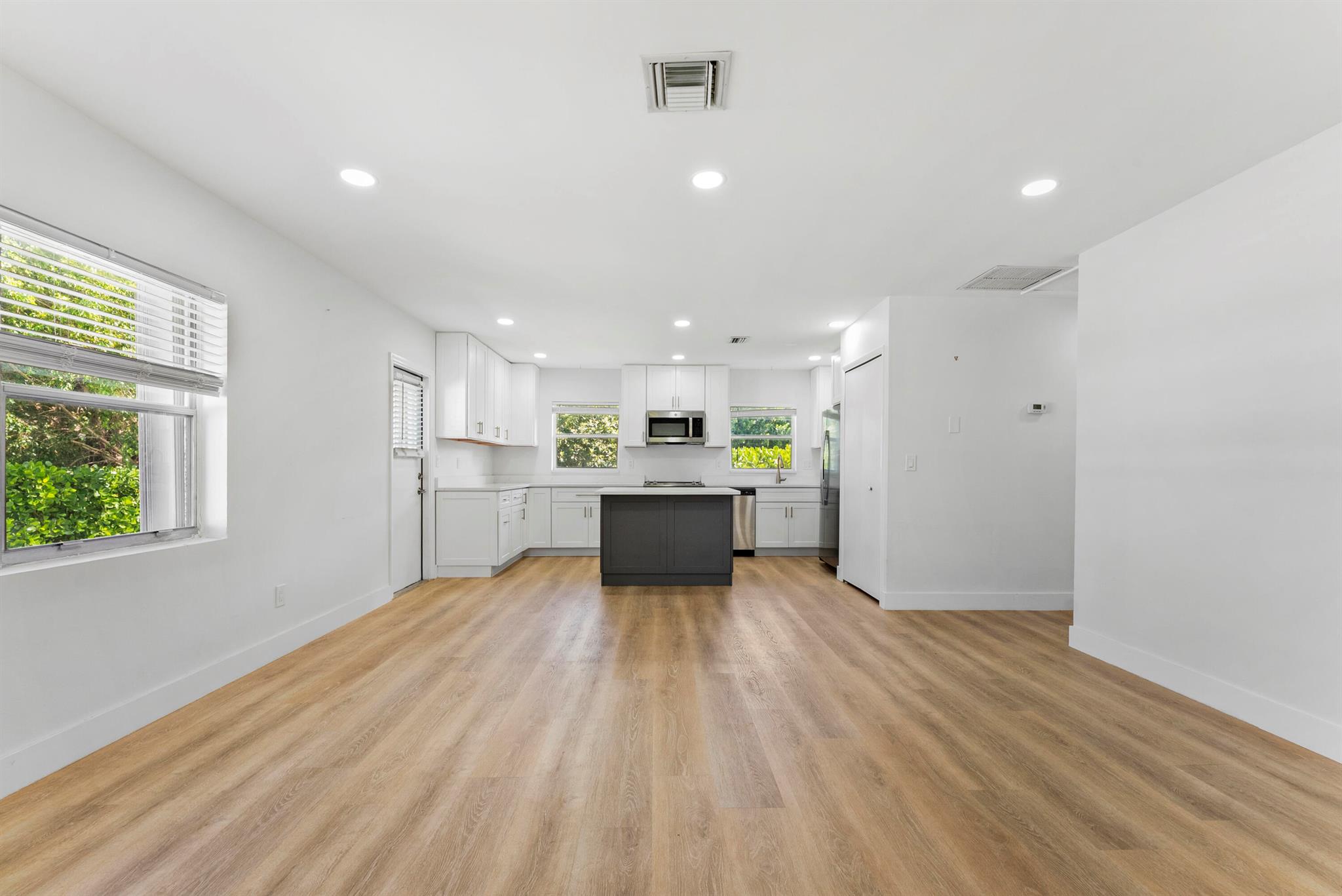 632 Allen Avenue 1
