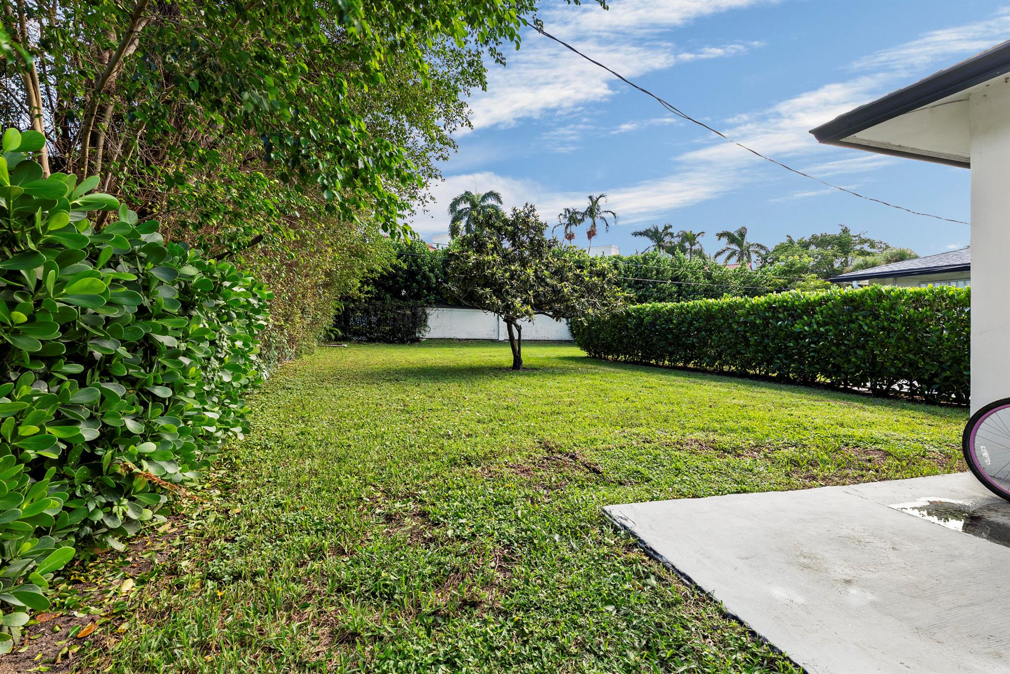 632 Allen Avenue 1