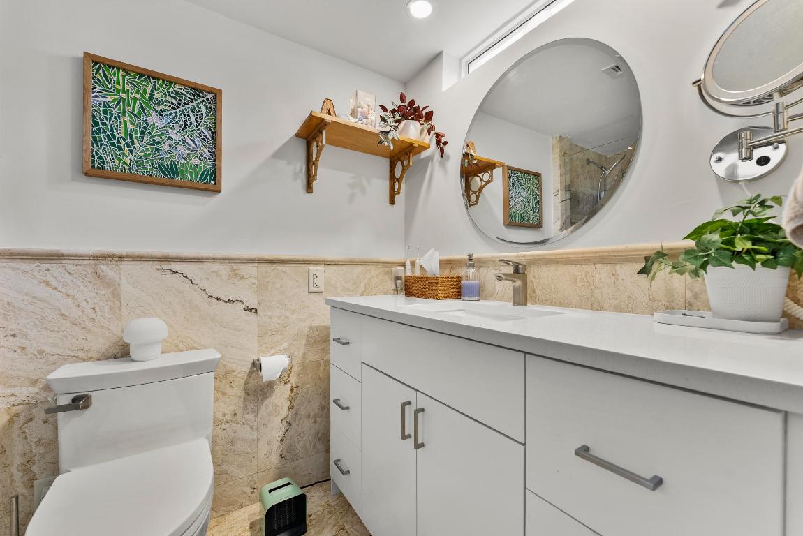 1202 Hillsboro Mile 2a