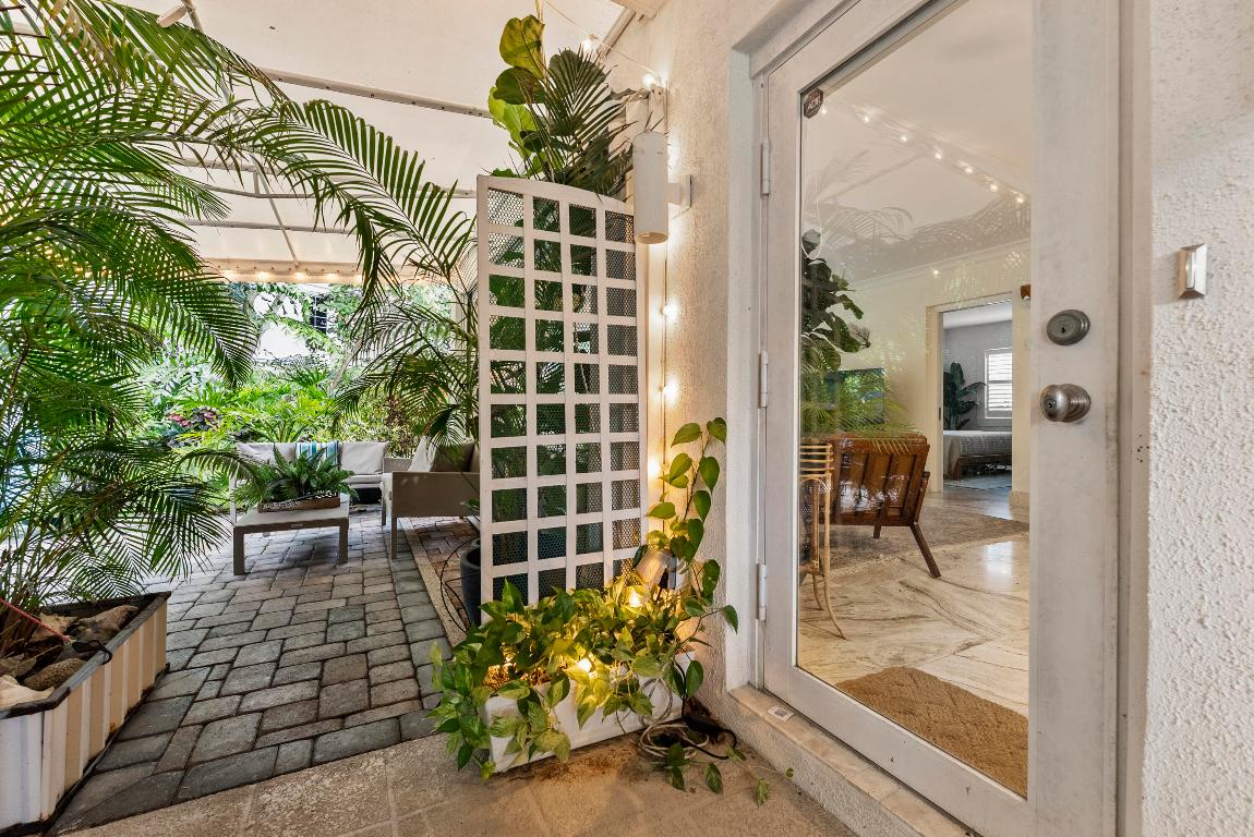 1202 Hillsboro Mile 2a