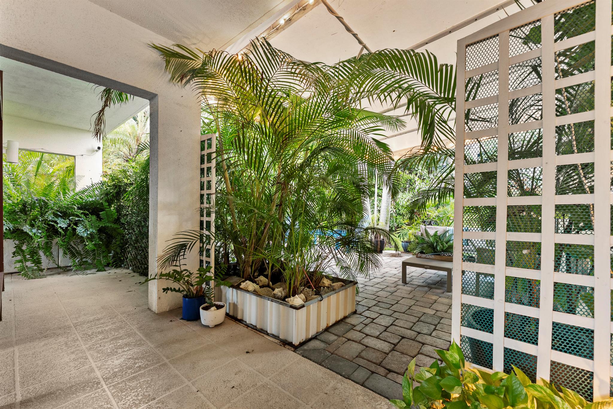 1202 Hillsboro Mile 2a