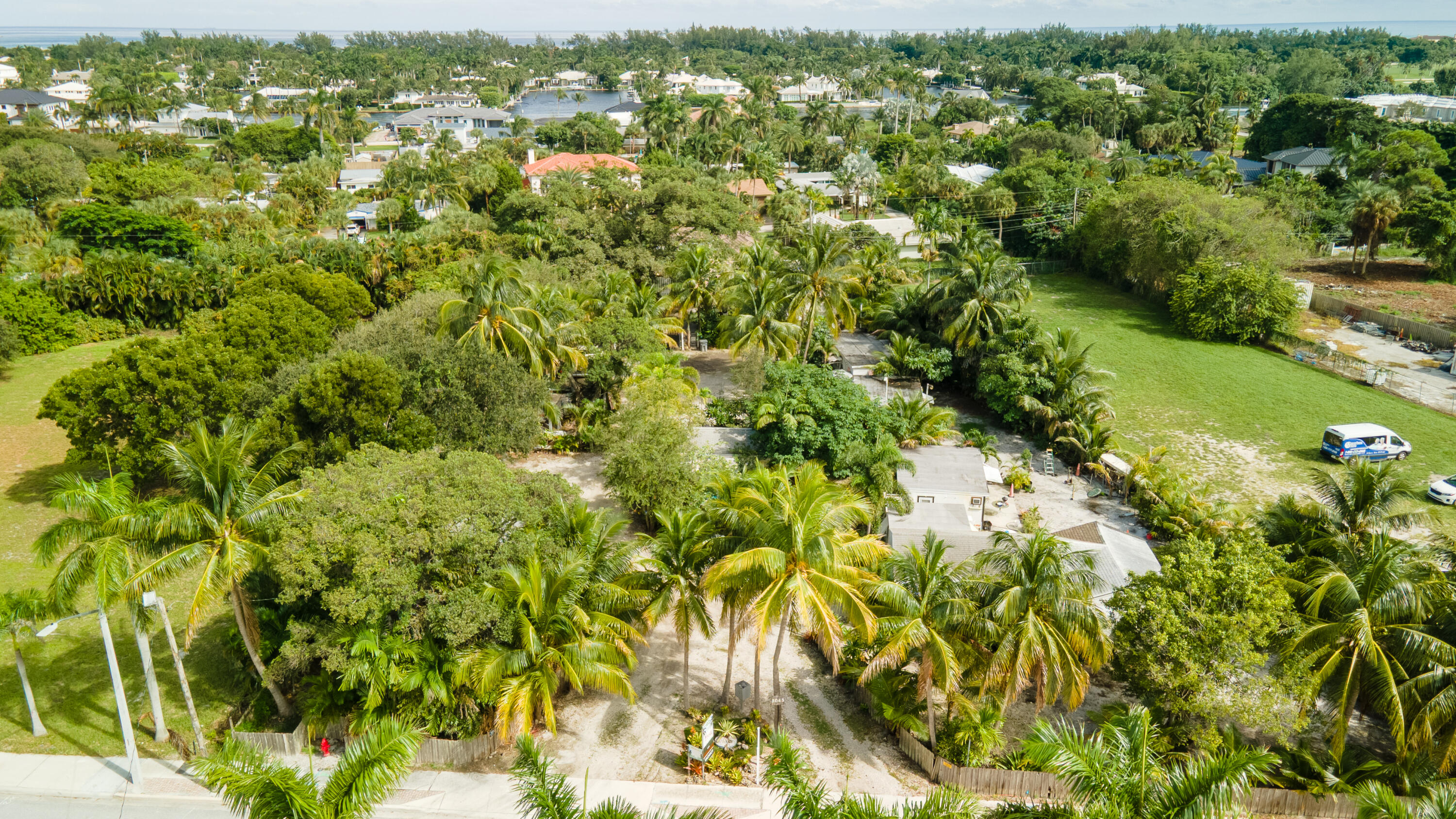 3045 N Federal Highway