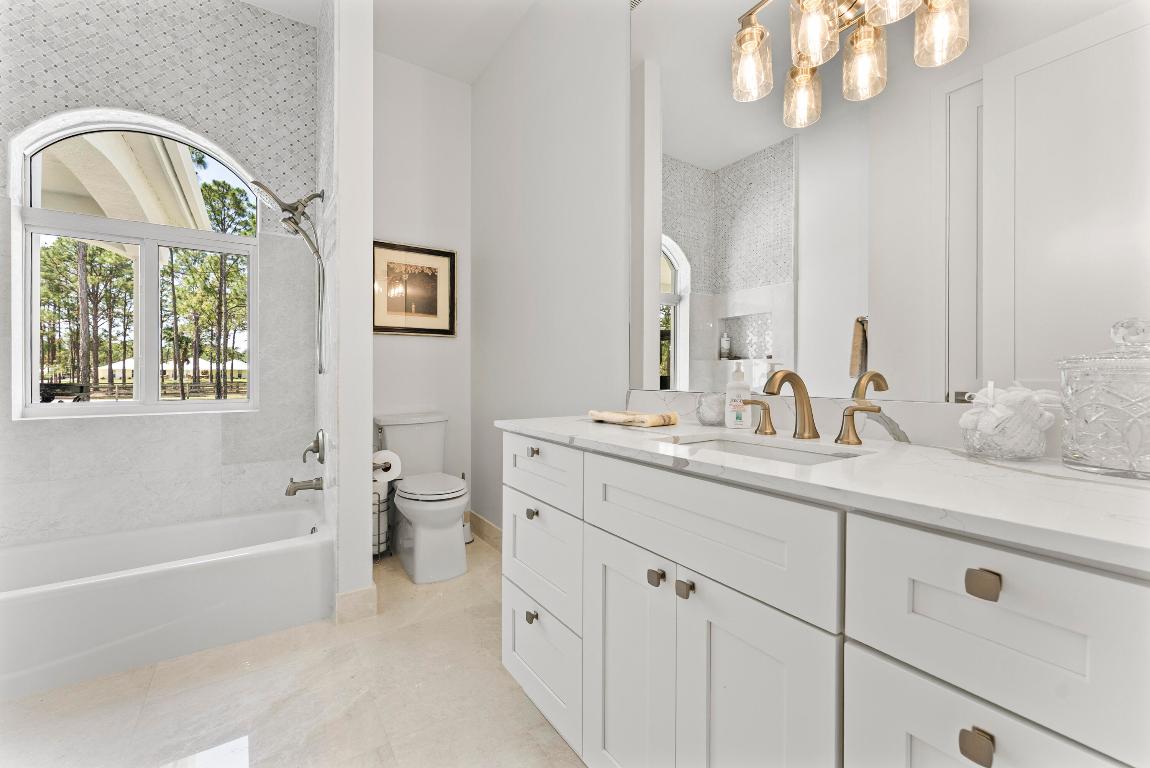 14819 Broken Arrow Place