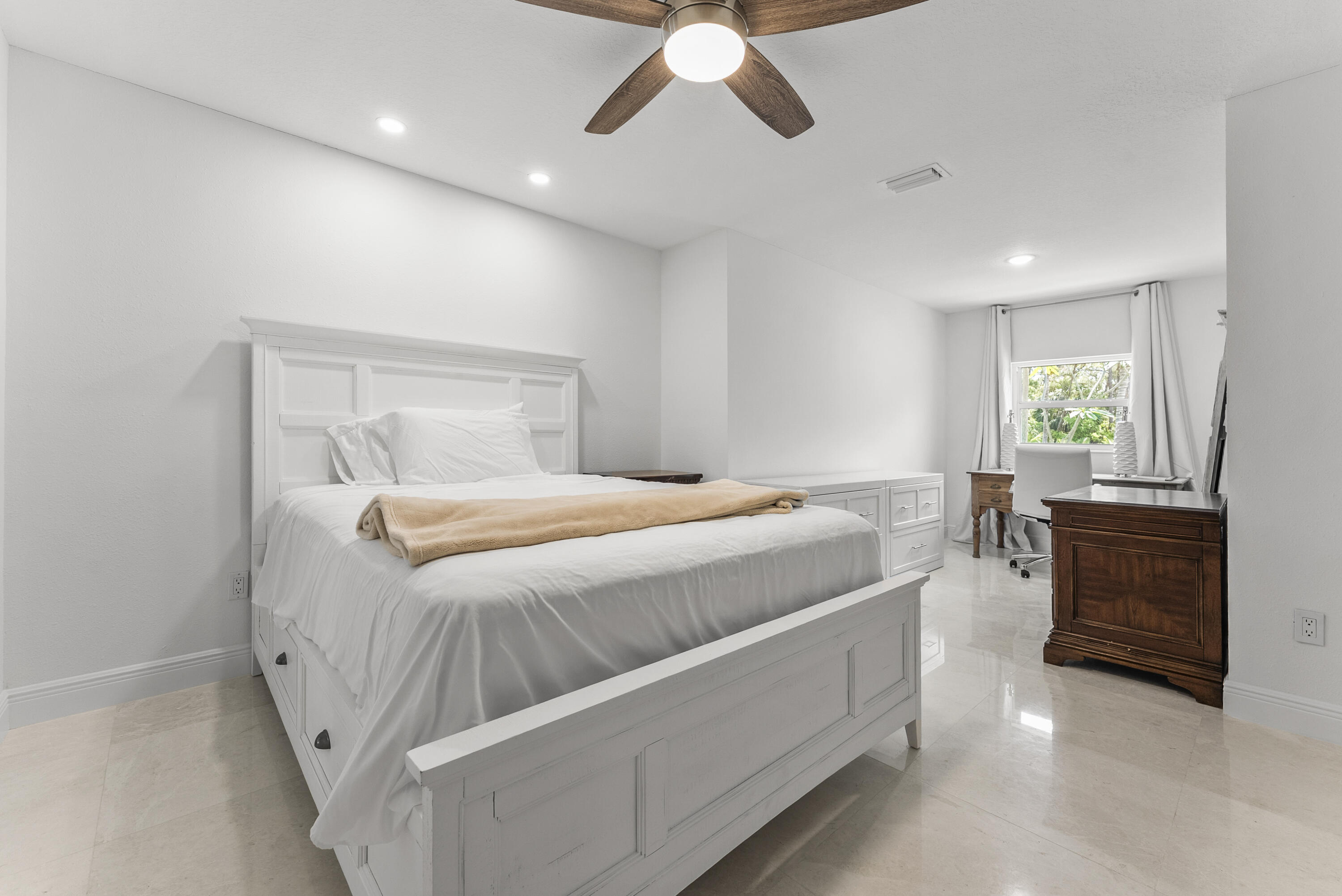 14819 Broken Arrow Place