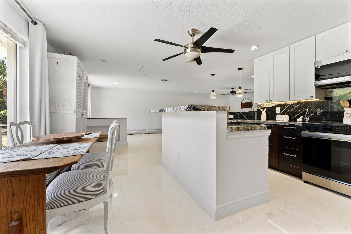 14819 Broken Arrow Place