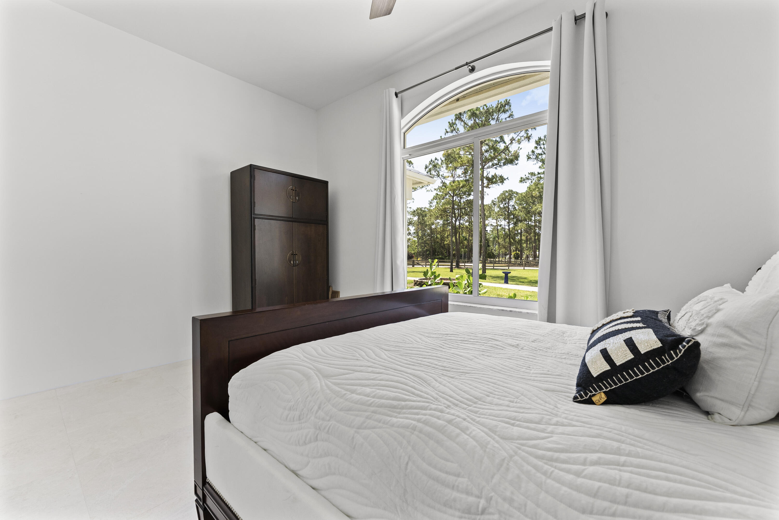 14819 Broken Arrow Place