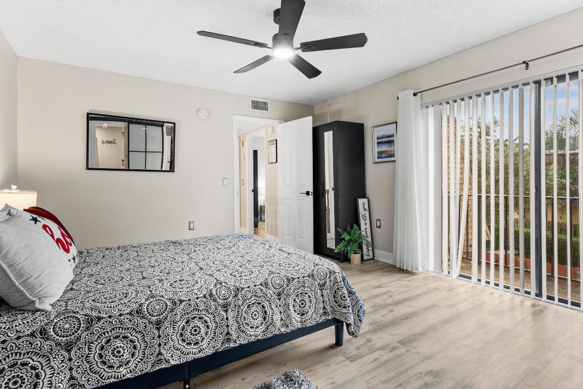 2949 SW 22nd Avenue 27a