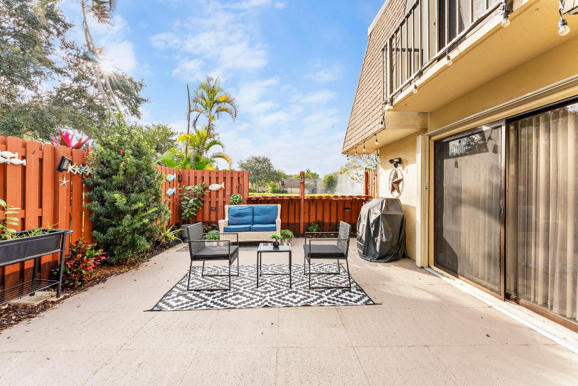 2949 SW 22nd Avenue 27a