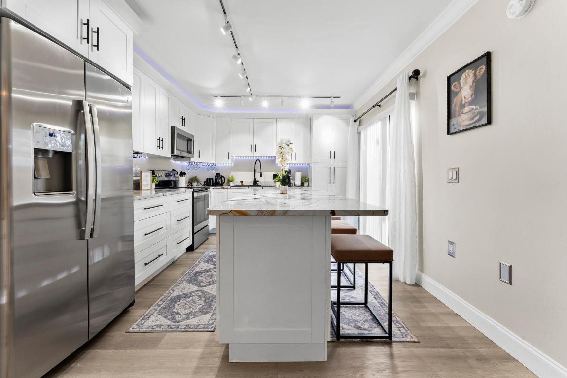 2949 SW 22nd Avenue 27a