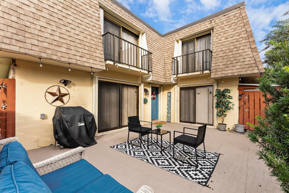 2949 SW 22nd Avenue 27a