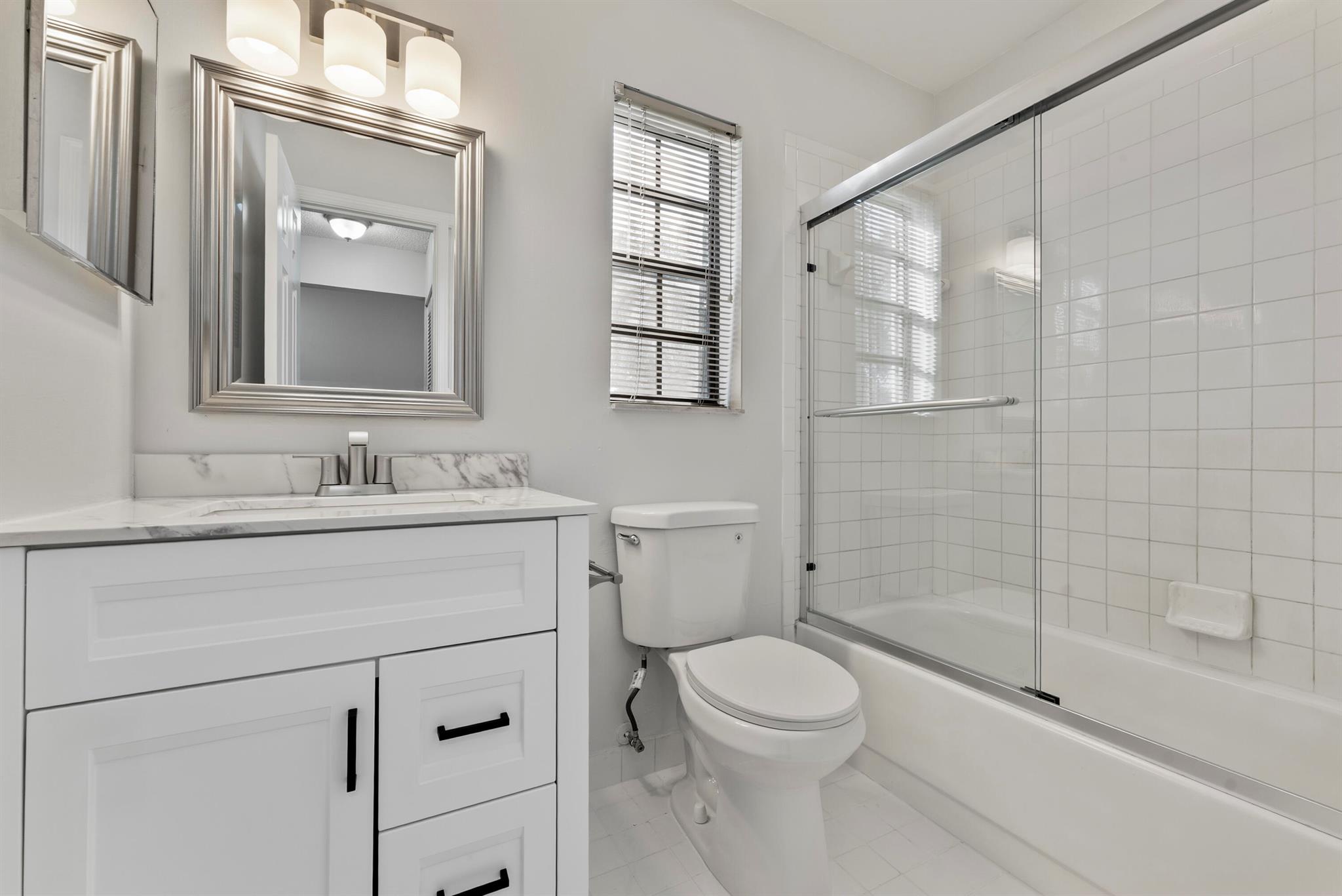 2900 Olivewood Terrace 201