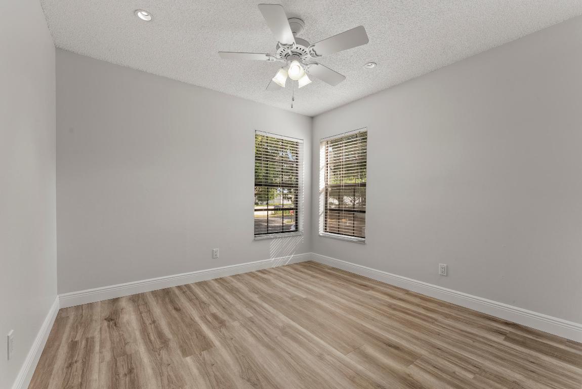 2900 Olivewood Terrace 201