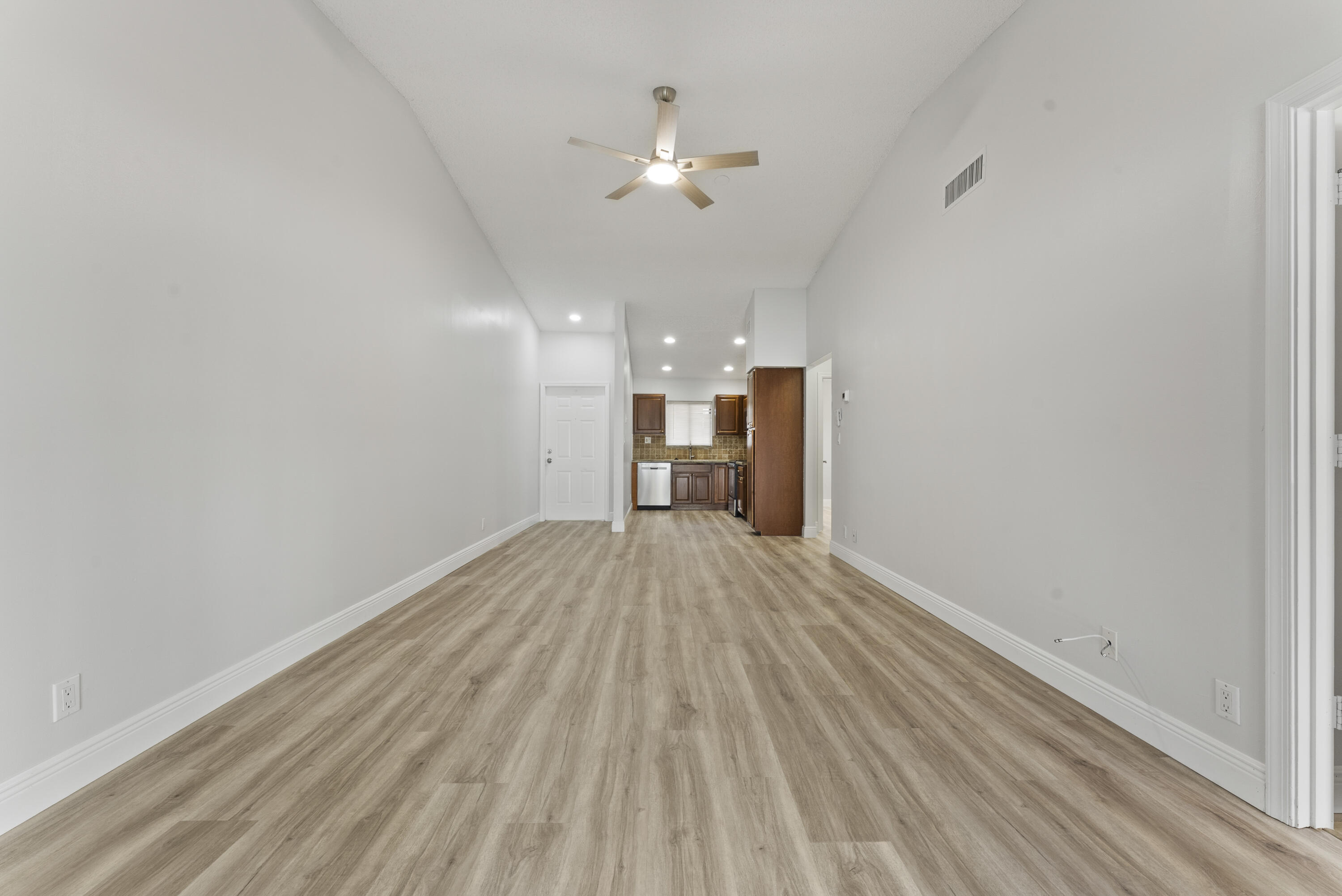 2900 Olivewood Terrace 201