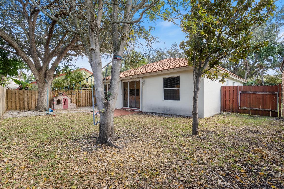 4155 NW 1st Court, Delray Beach