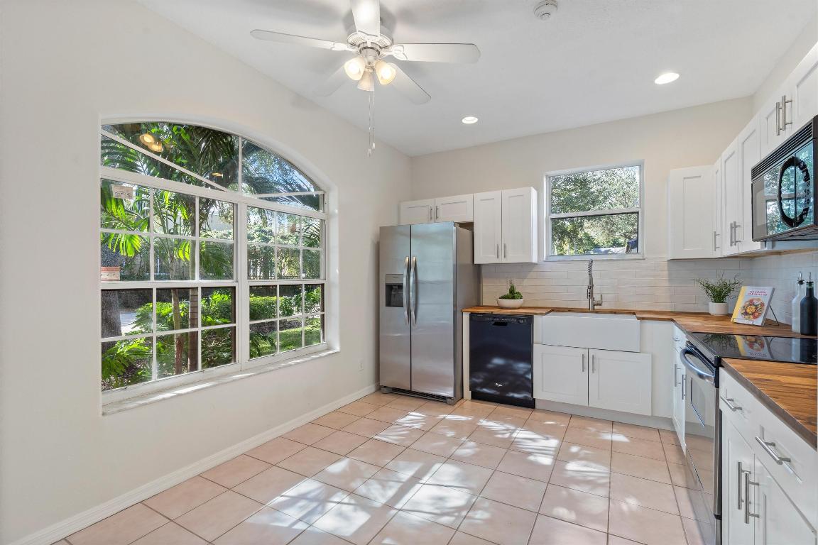 4155 NW 1st Court, Delray Beach