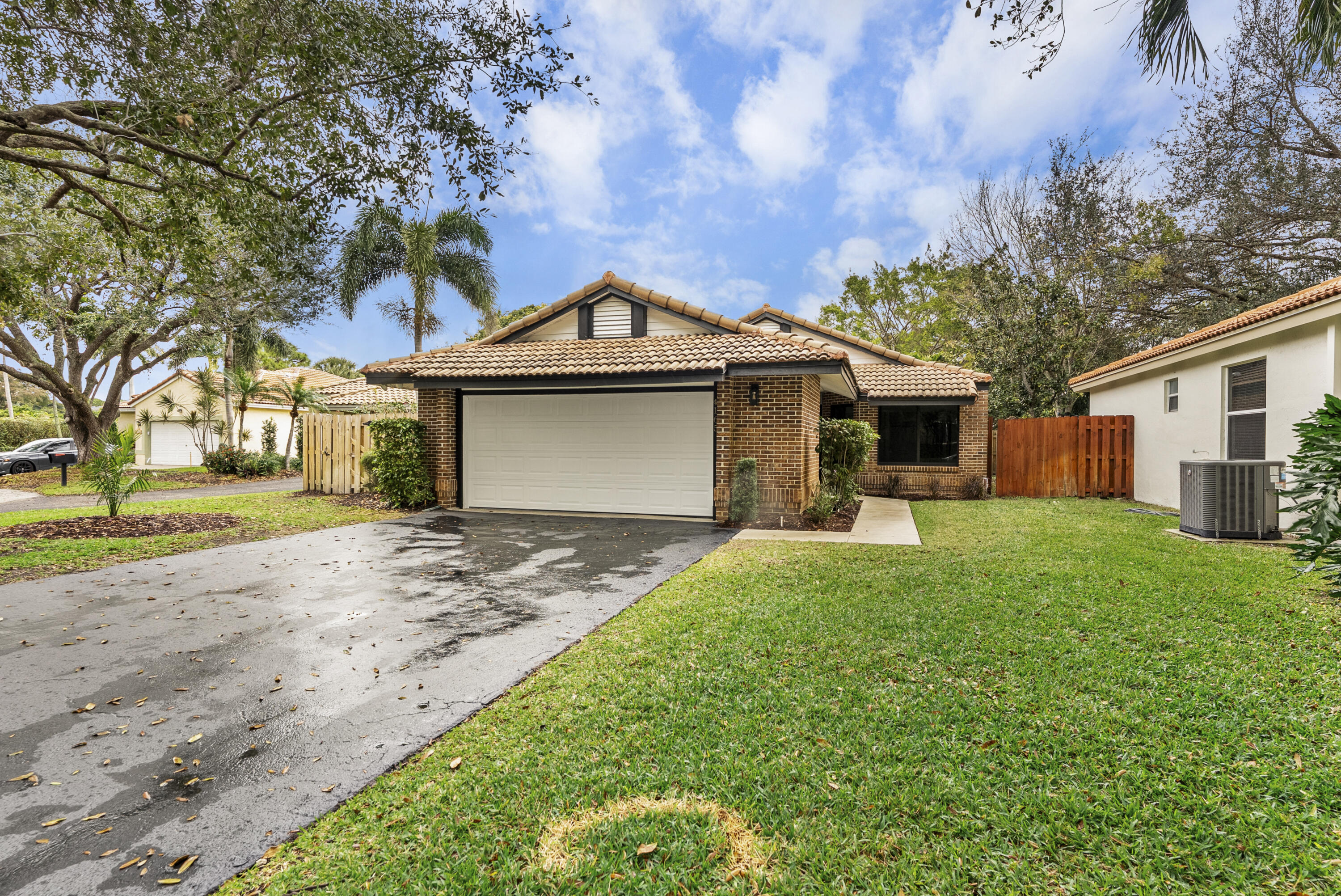4165 NW 1st Court