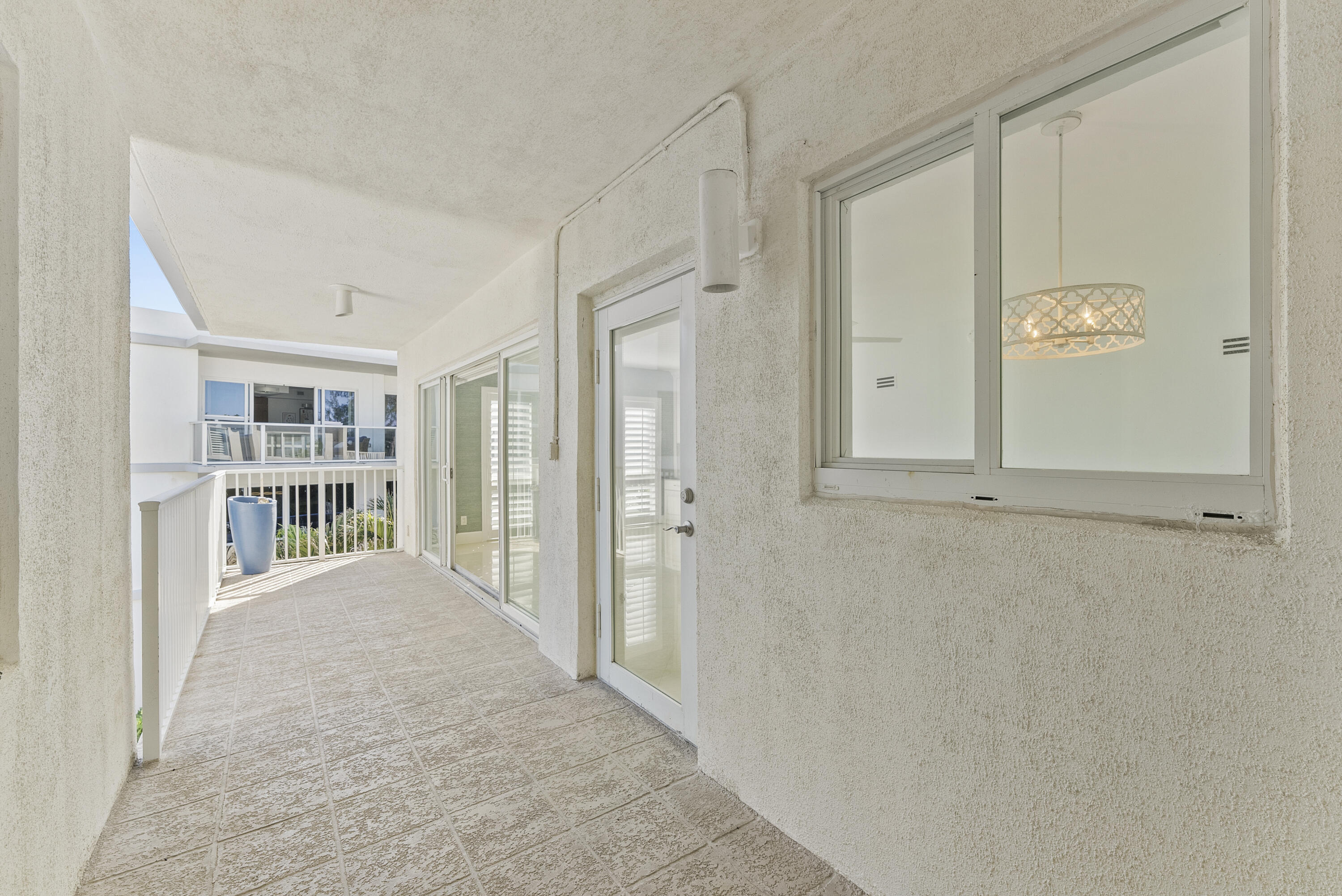 1203 Hillsboro Mile P3, Hillsboro Beach Unit: P3