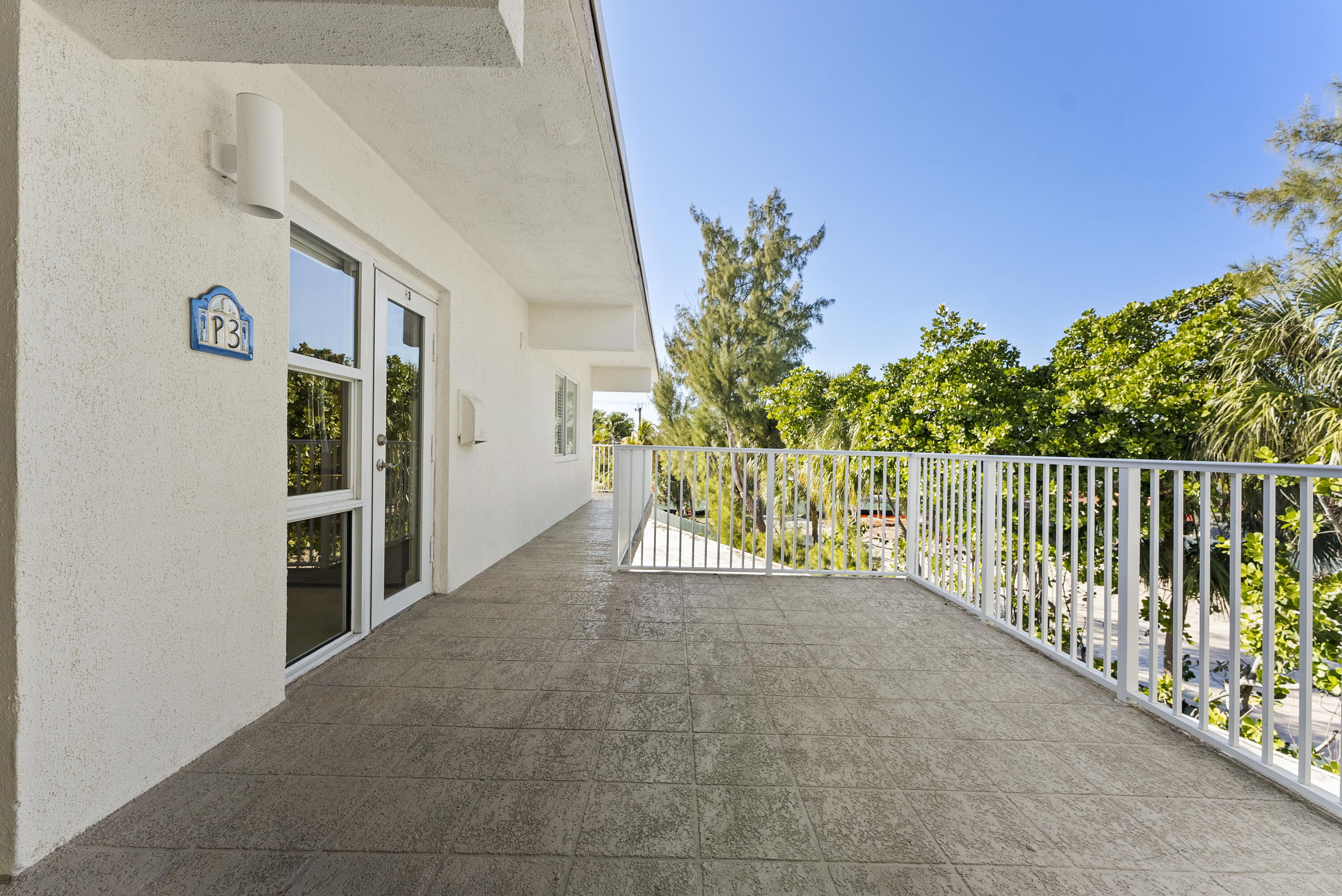 1203 Hillsboro Mile P3, Hillsboro Beach Unit: P3