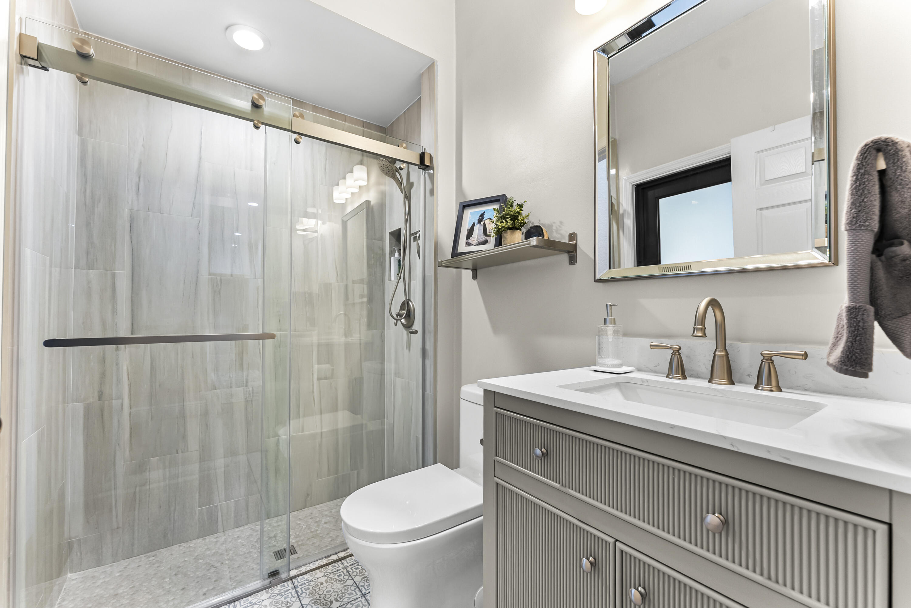 12212 Rockledge Circle