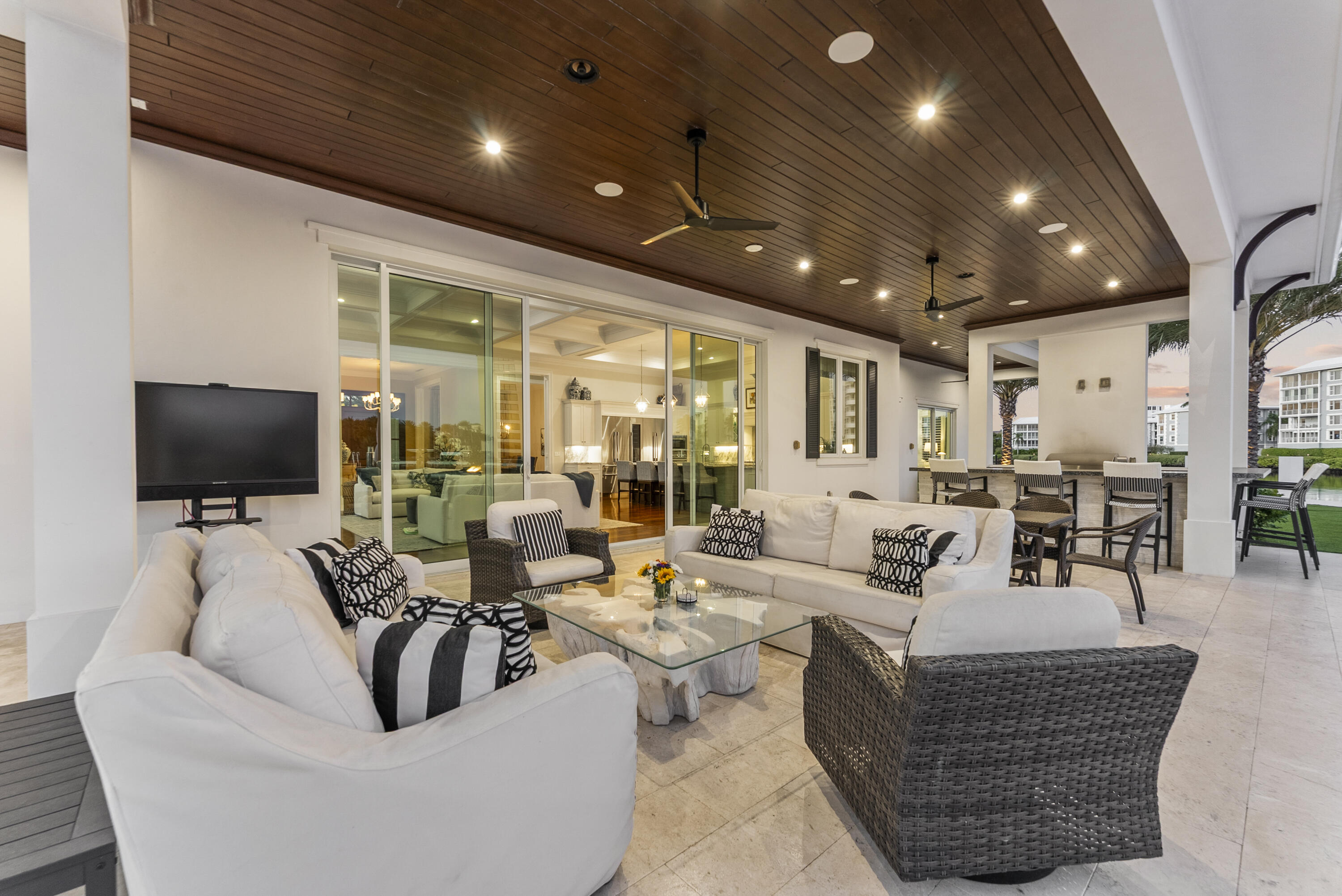 976 Cypress Drive