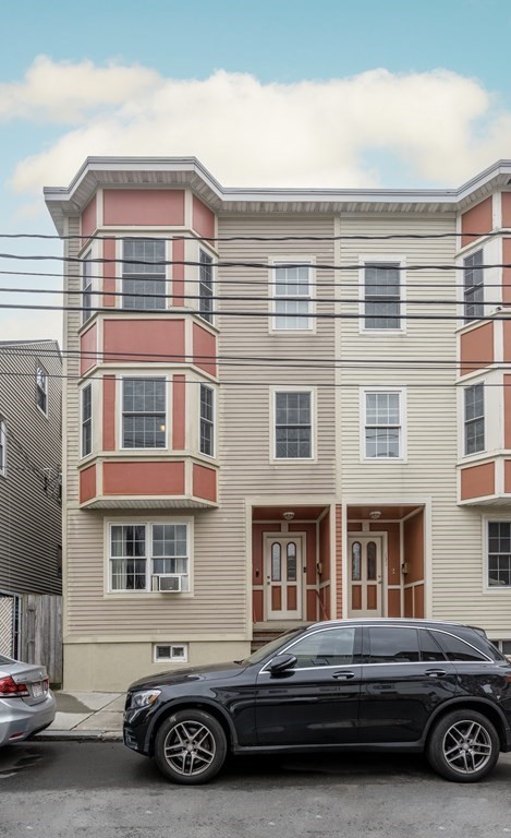 135 Everett St