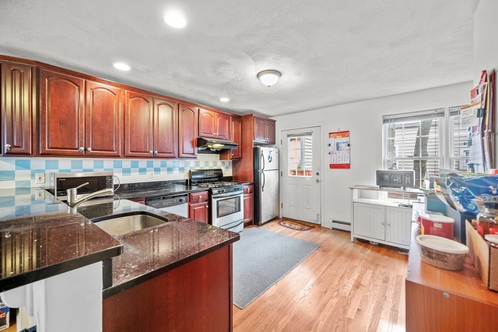 135 Everett St