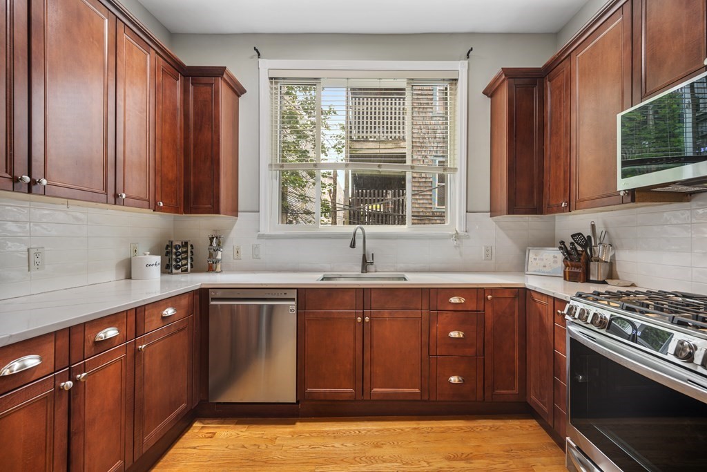 171 H St # 1