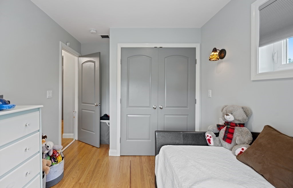 43 Walnut Ave