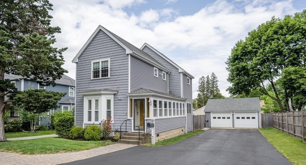 43 Walnut Ave