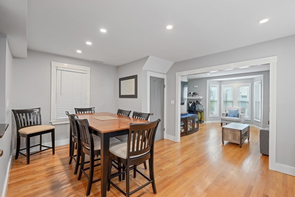 43 Walnut Ave